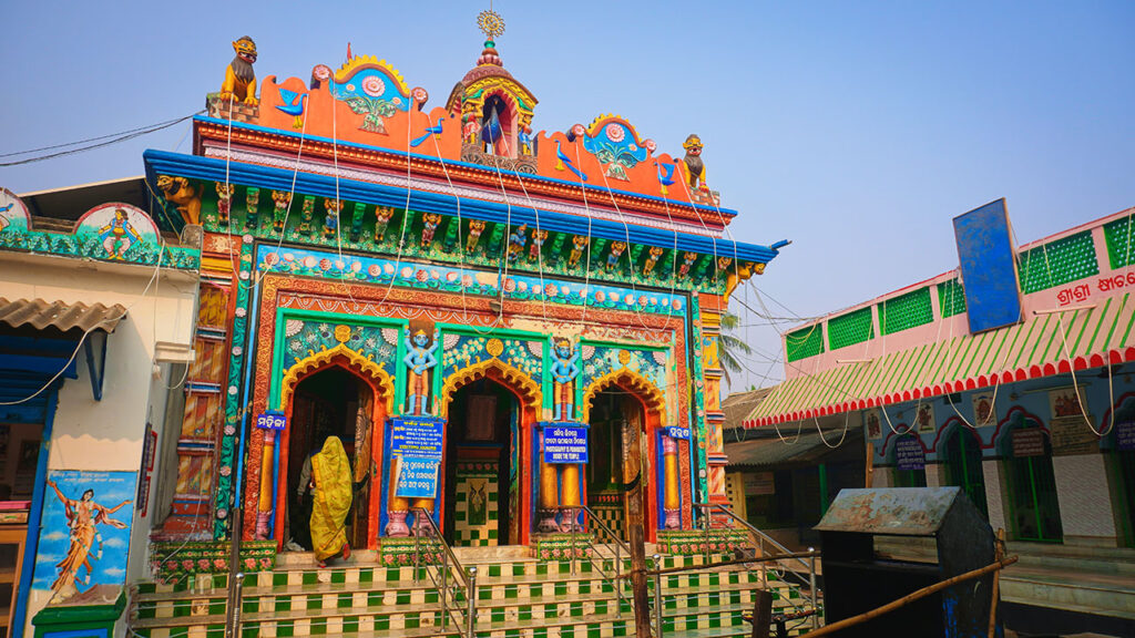 bong travels - August 2 KHIRACHORA GOPINATH temple