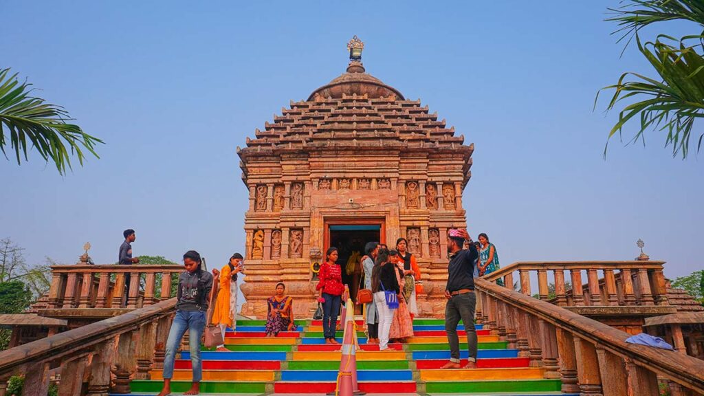 bong travels - August 2 emami jagannath temple2